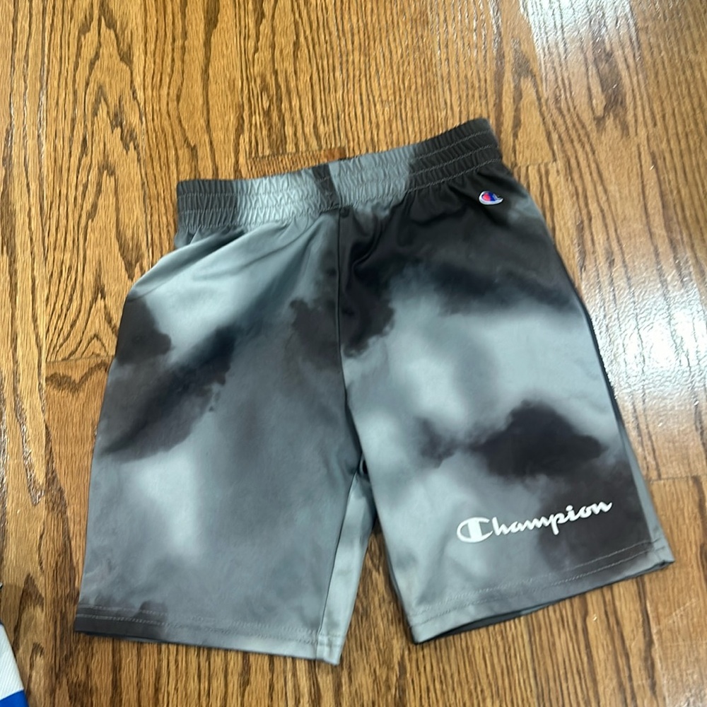 Champions  shorts size 7 good condition kids